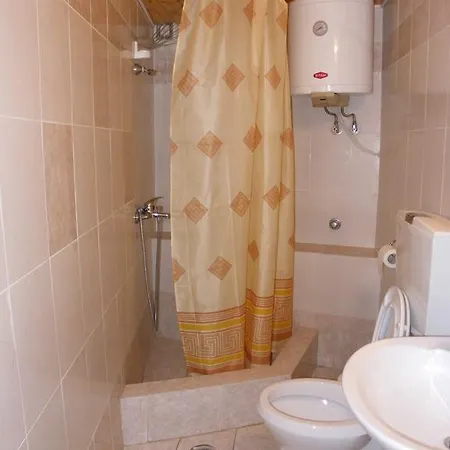 House Semesterbostad