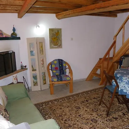 Semesterbostad House